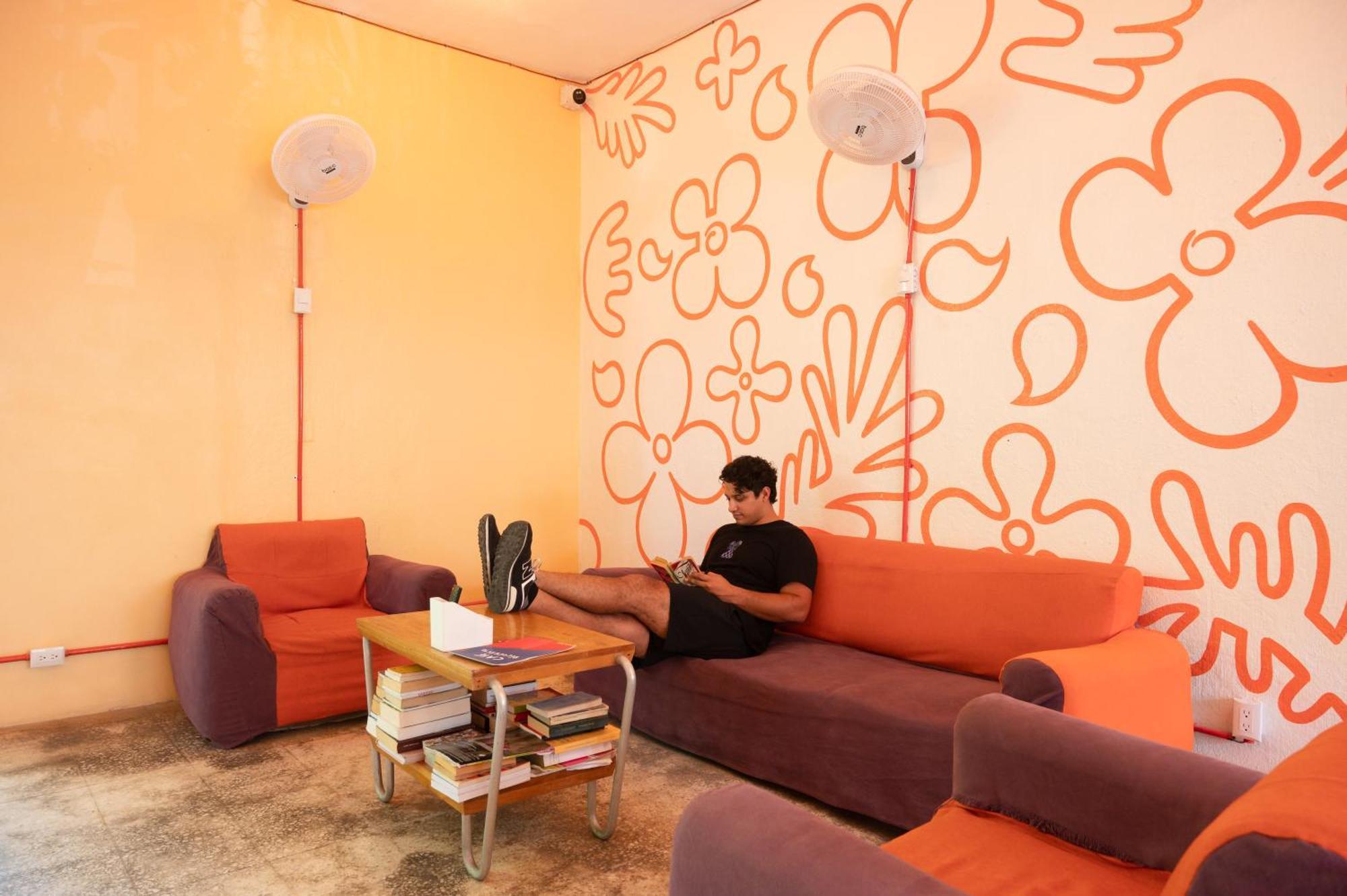 Macarena Hostel ฟลอเรส ภายนอก รูปภาพ