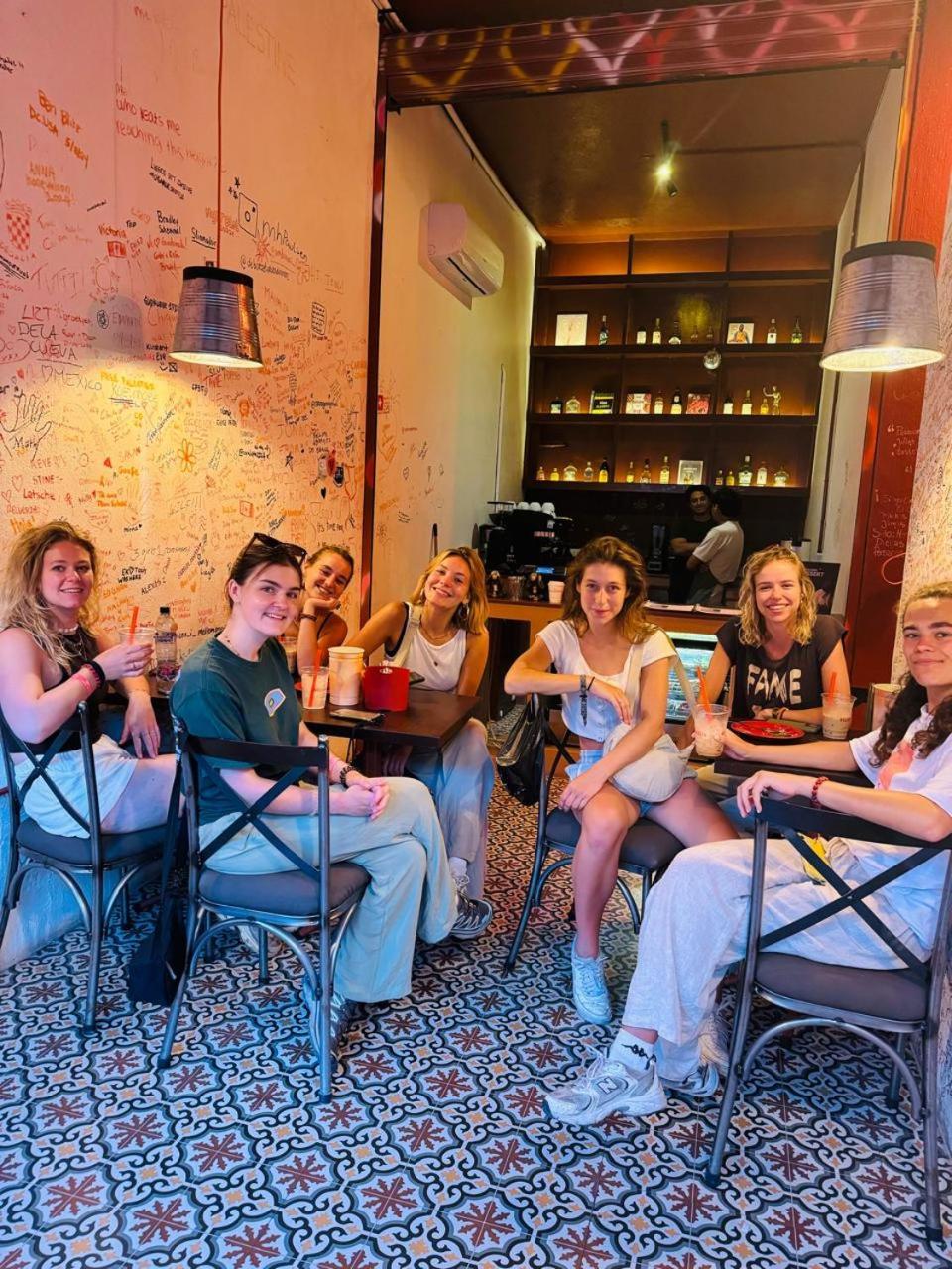 Macarena Hostel ฟลอเรส ภายนอก รูปภาพ